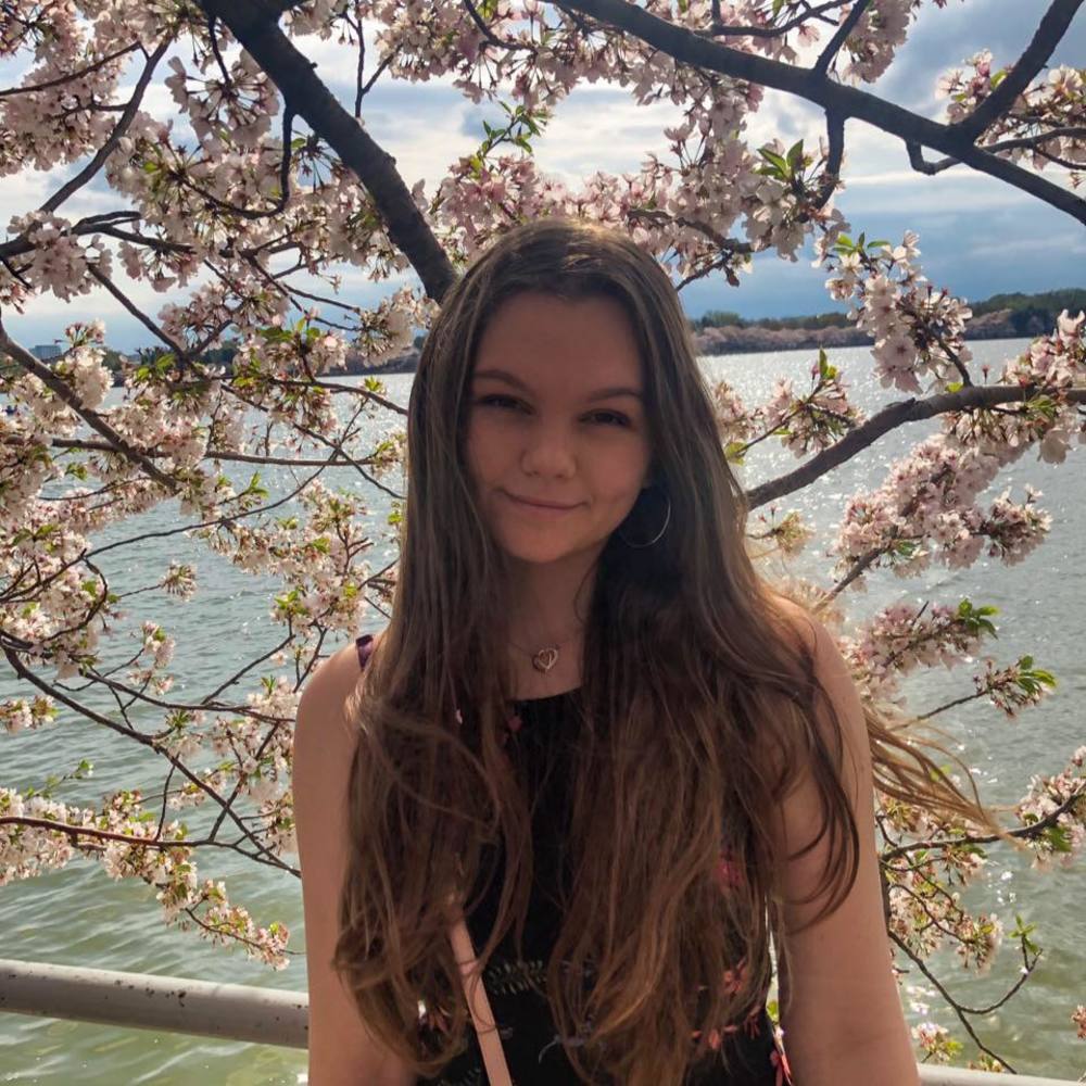 Meet your Posher, Alex